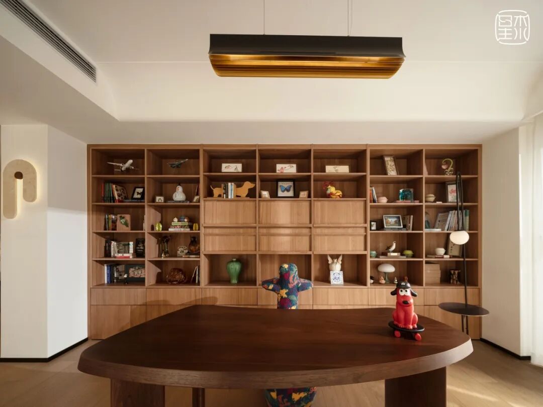 为95后海归女儿爆改500㎡双拼别墅丨中国上海丨星杰-30