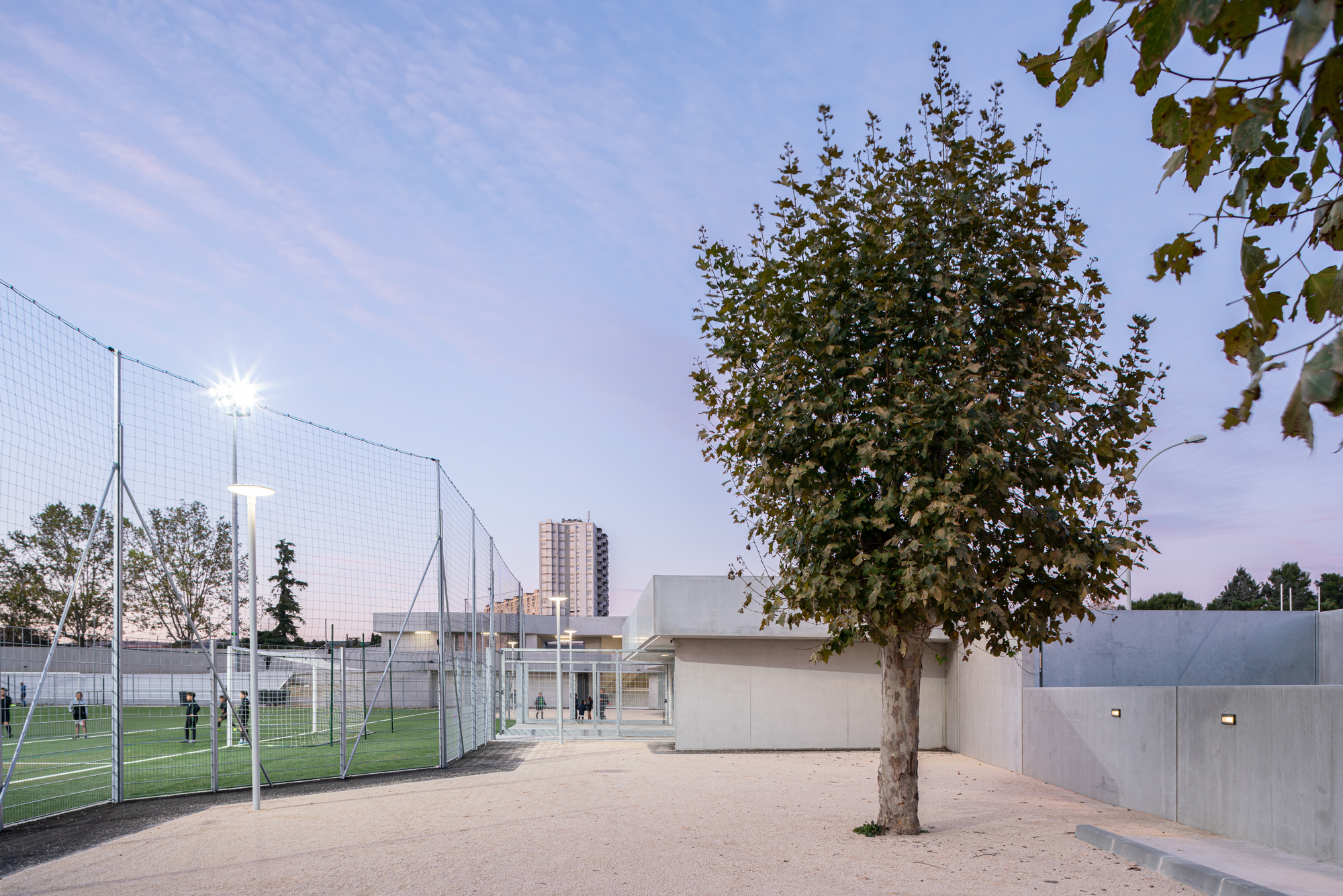 Malpasse Stadium / Guillaume Pepin architect + Fabrice Giraud architect-21