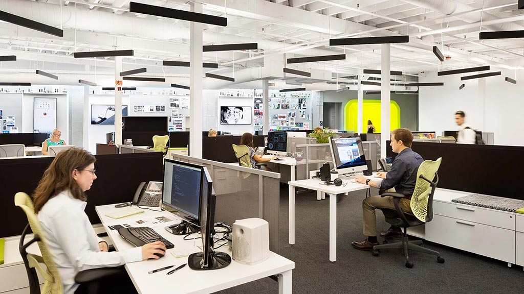 蜕变传奇 | 从工业遗址到创意巅峰的办公室设计-6