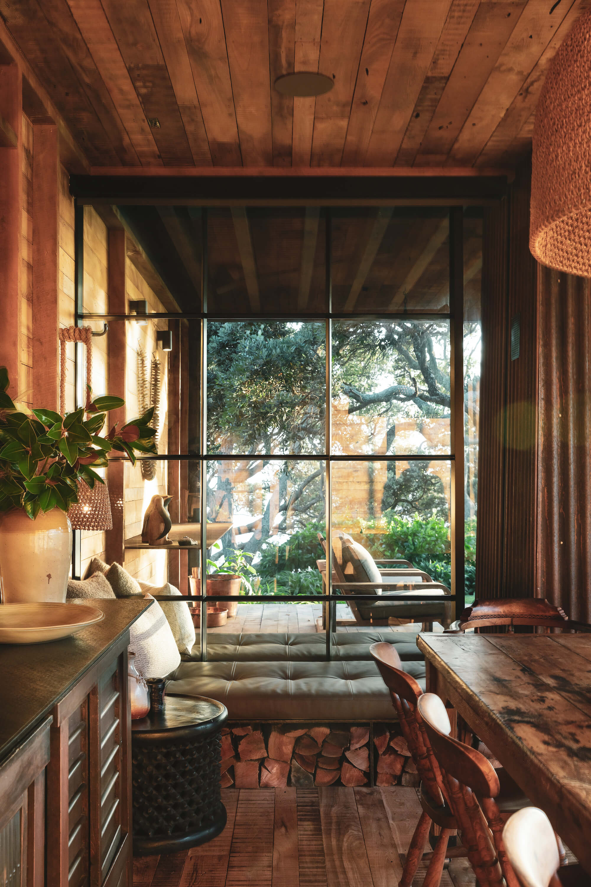 荒唐事；蠢行（具体含义需结合语境，这里Folly常见释义为荒唐事、蠢行，可根据更详细背景准确理解） -21