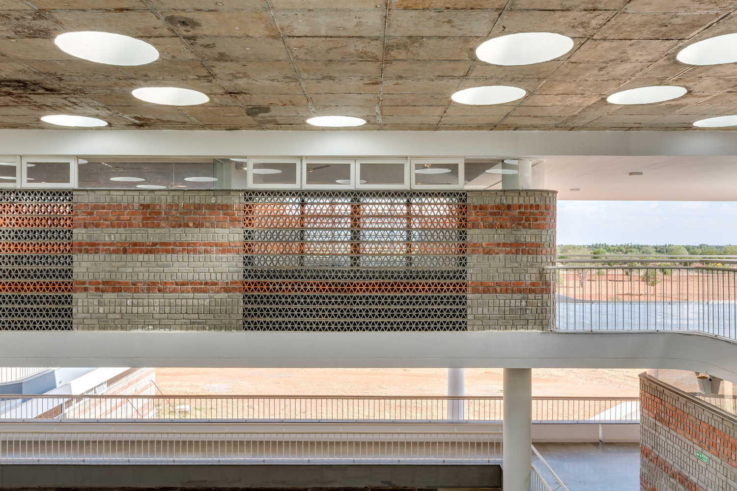 印度乡村校园新地标 | 融入本土元素的低成本绿色设计-35