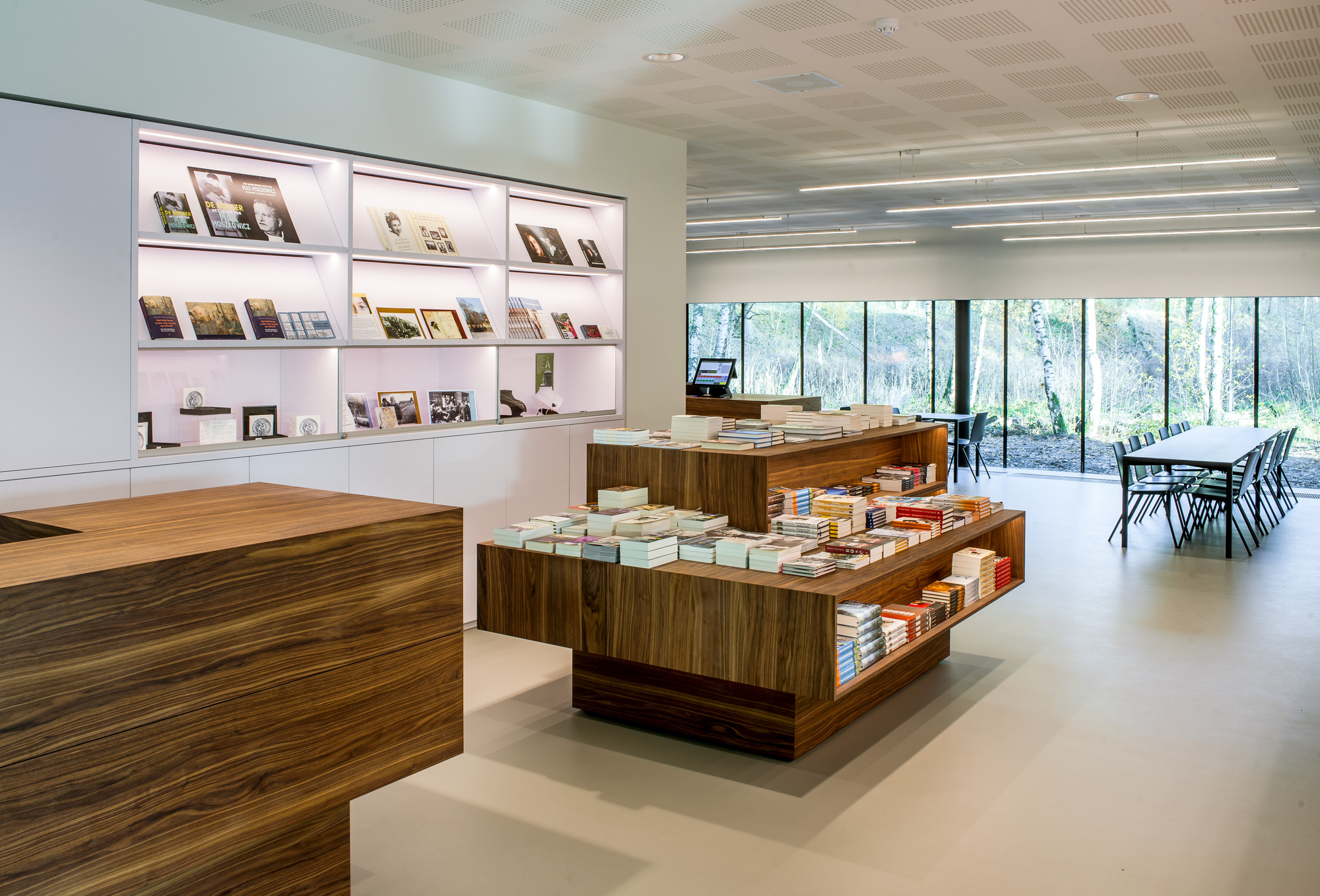 Camp Vught National Memorial / DoepelStrijkers-36