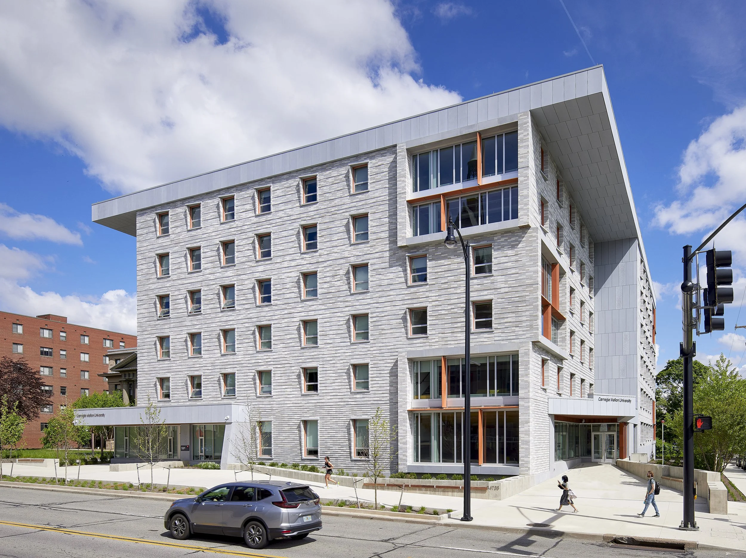 卡内基梅隆大学第五大道与克莱德楼及社区共享空间丨美国匹兹堡丨LTL Architects-4