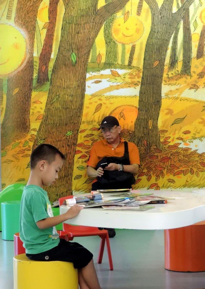 广州图书馆亲子绘本阅读馆-7