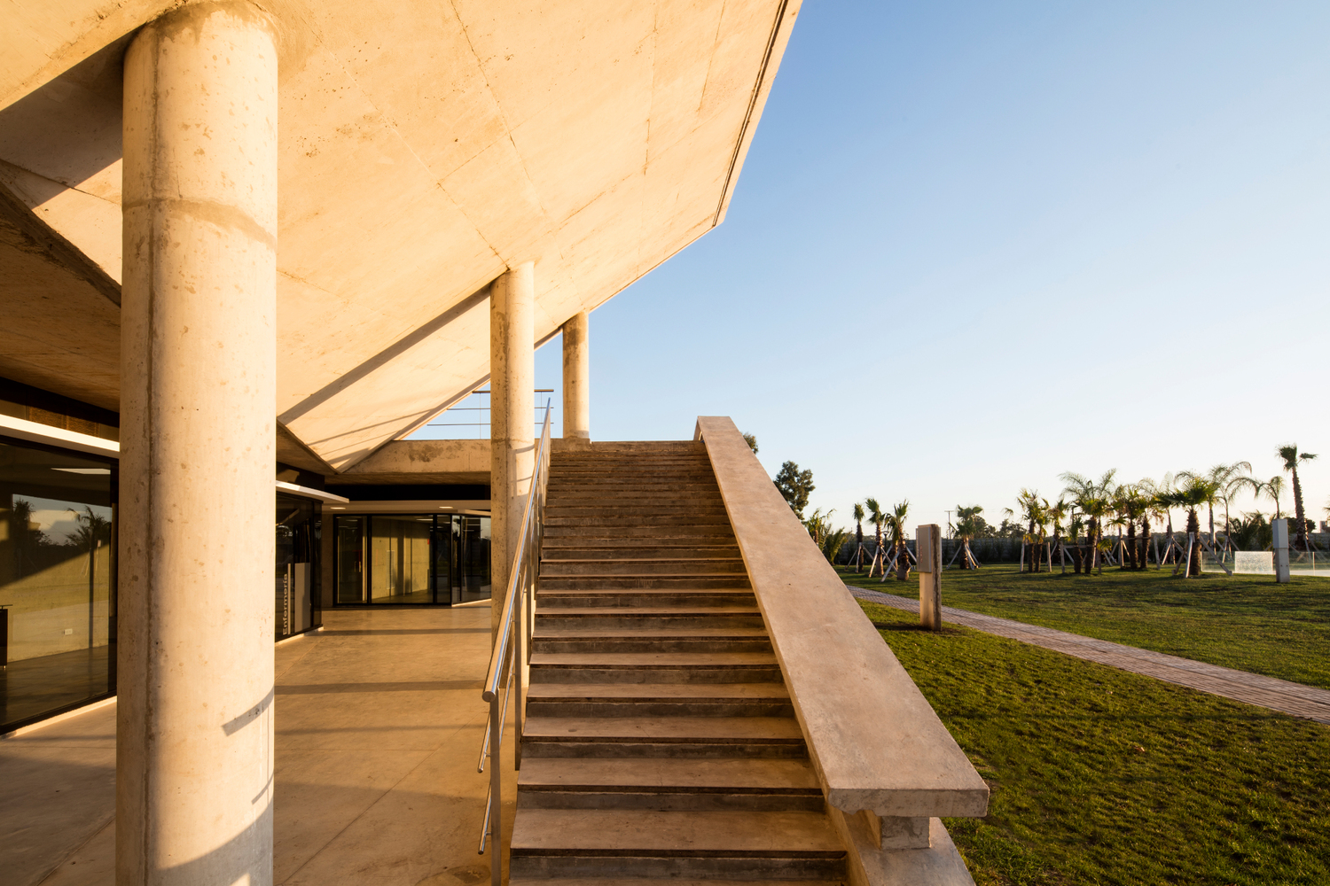 融合景观的圣克拉拉公园 Pavilion in Parque Santa Clara-48