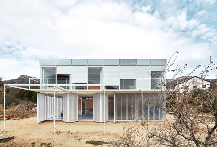 西班牙双层住宅丨Fake Industries Architectural Agonism + aixopluc-9