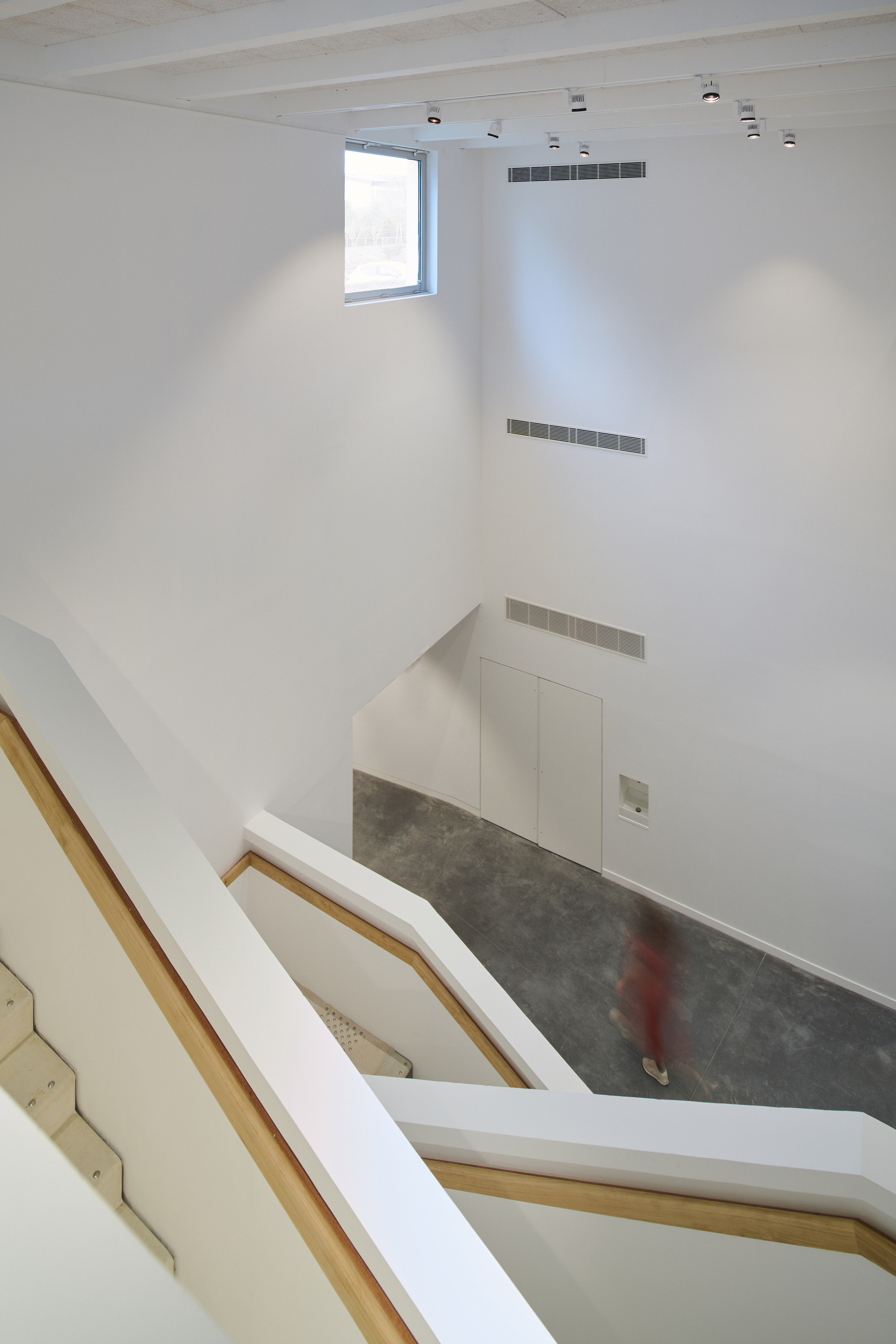 欧比松挂毯博物馆扩建项目
注:E·tension结合语境推测可能是Extension(扩建、扩展)的拼写错误,所以给出这样的翻译 丨法国丨Projectiles-40