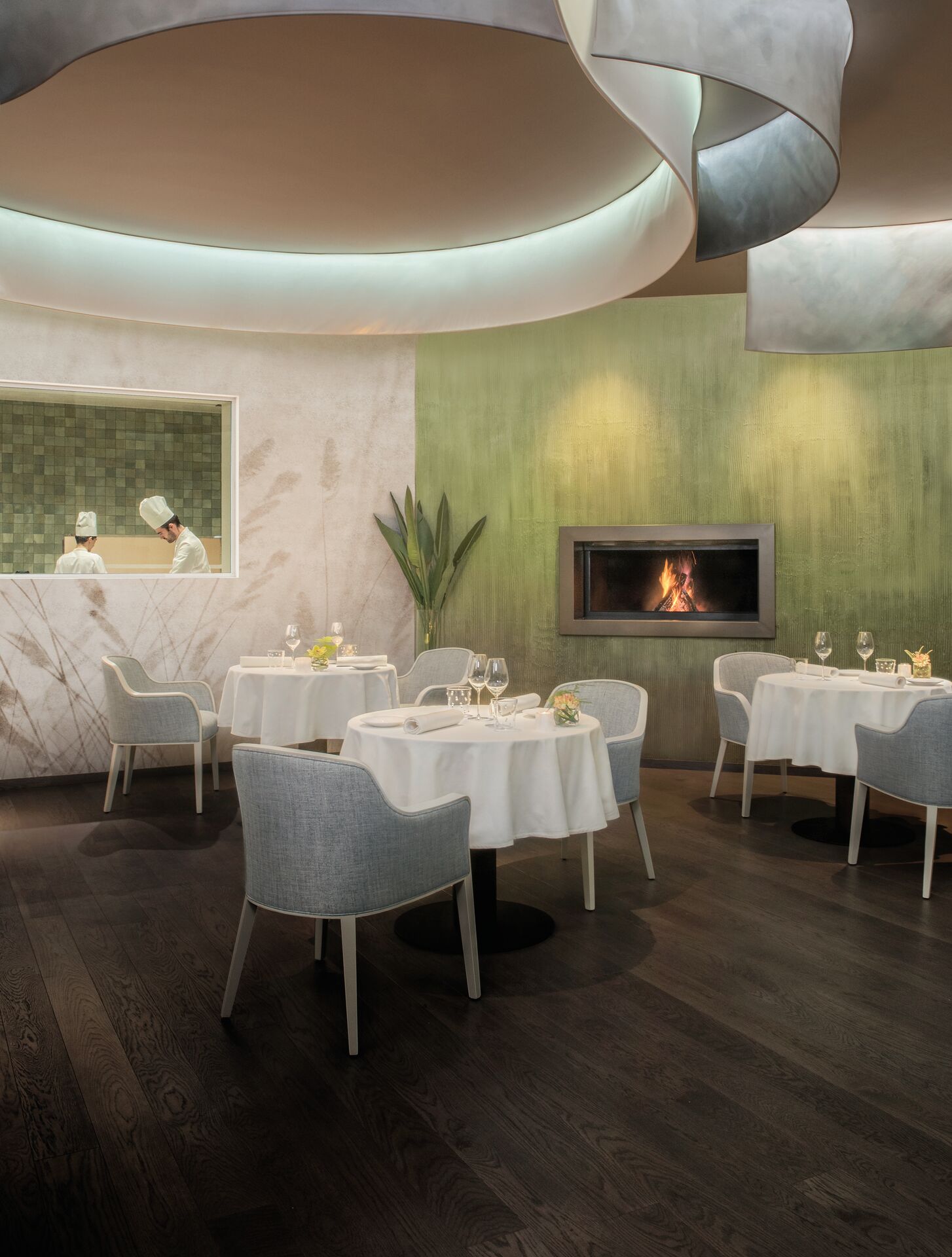 加尔达湖乐飞度假村及水疗中心丨意大利丨Studio Alberto Apostoli-0