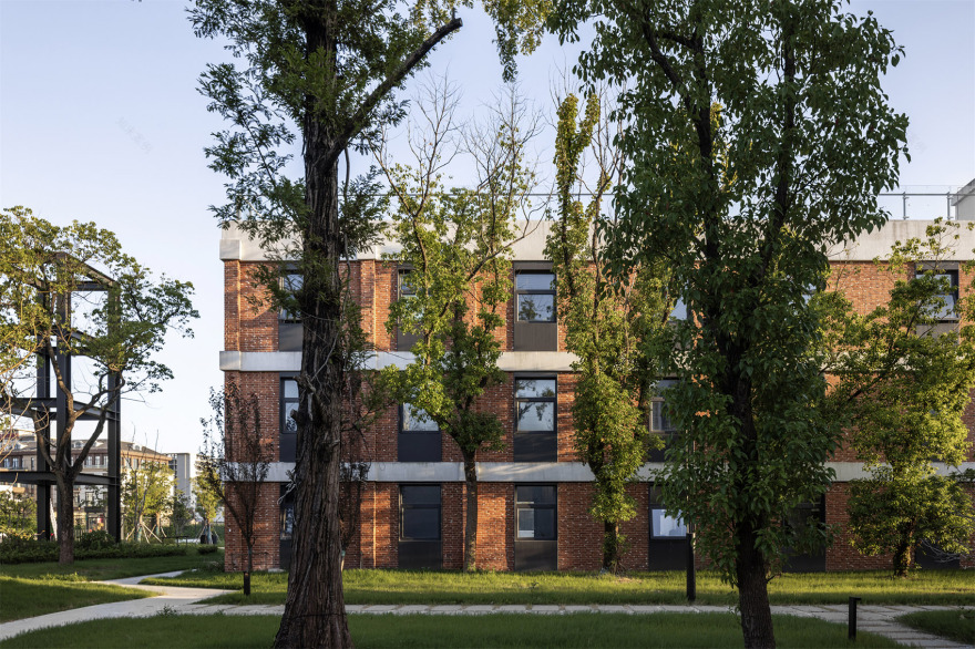 上海三里仓1958(原松江化肥厂旧址更新)丨中国上海丨COLORFULL昱景设计-85