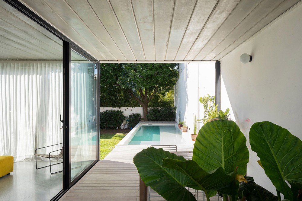 3X3屋（在没有更多语境的情况下，Casa常见为西班牙语中房子、屋子的意思 ，3X3按字面保留） 丨阿根廷布宜诺斯艾利斯丨Luciano Intile等多人-1