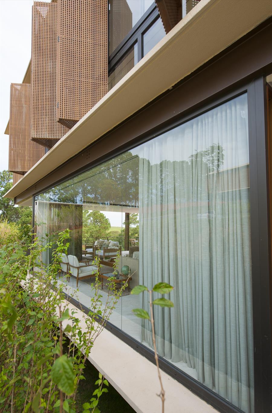 巴西 Residência da Mata 住宅 | 巧妙利用地形的现代设计-9