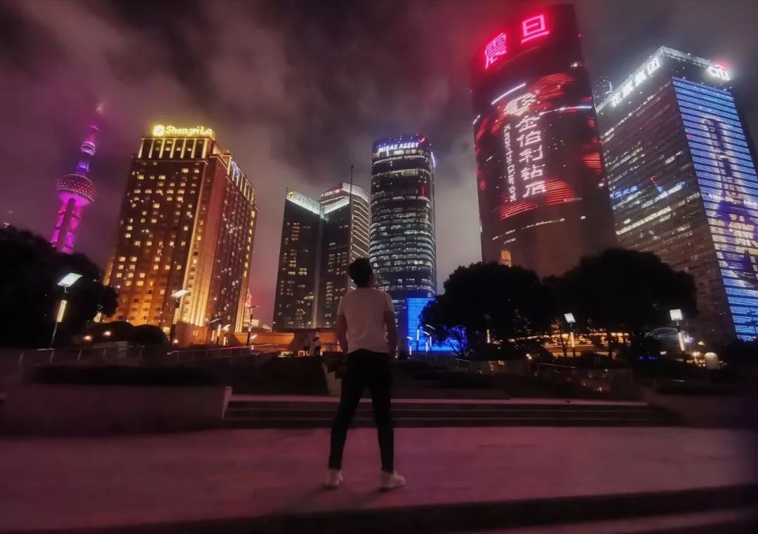 15 年淘炼,一个人的“幽默”与“深沉”-67