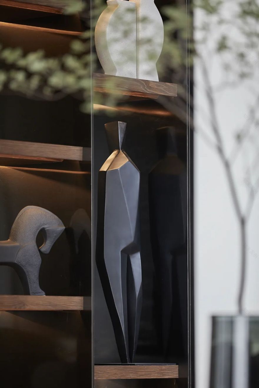 李玮珉打造的中原极简豪宅,诠释和谐生活意境-17