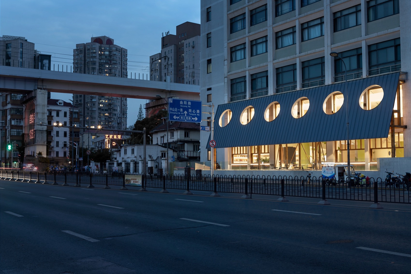 上海屋檐之下丨中国上海丨直距设计-75