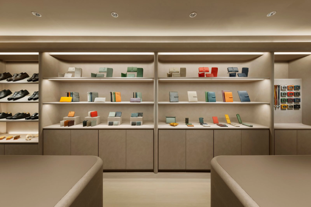 Unimall “柔软风” 包具概念店设计-11