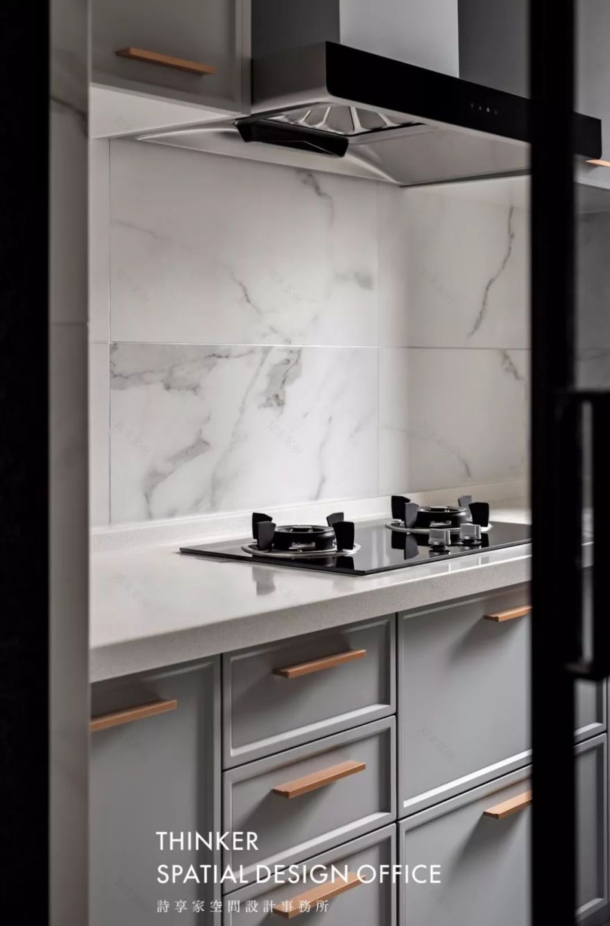 浪漫轻奢,曲线之美——141㎡华润翡翠城现代家居设计-57