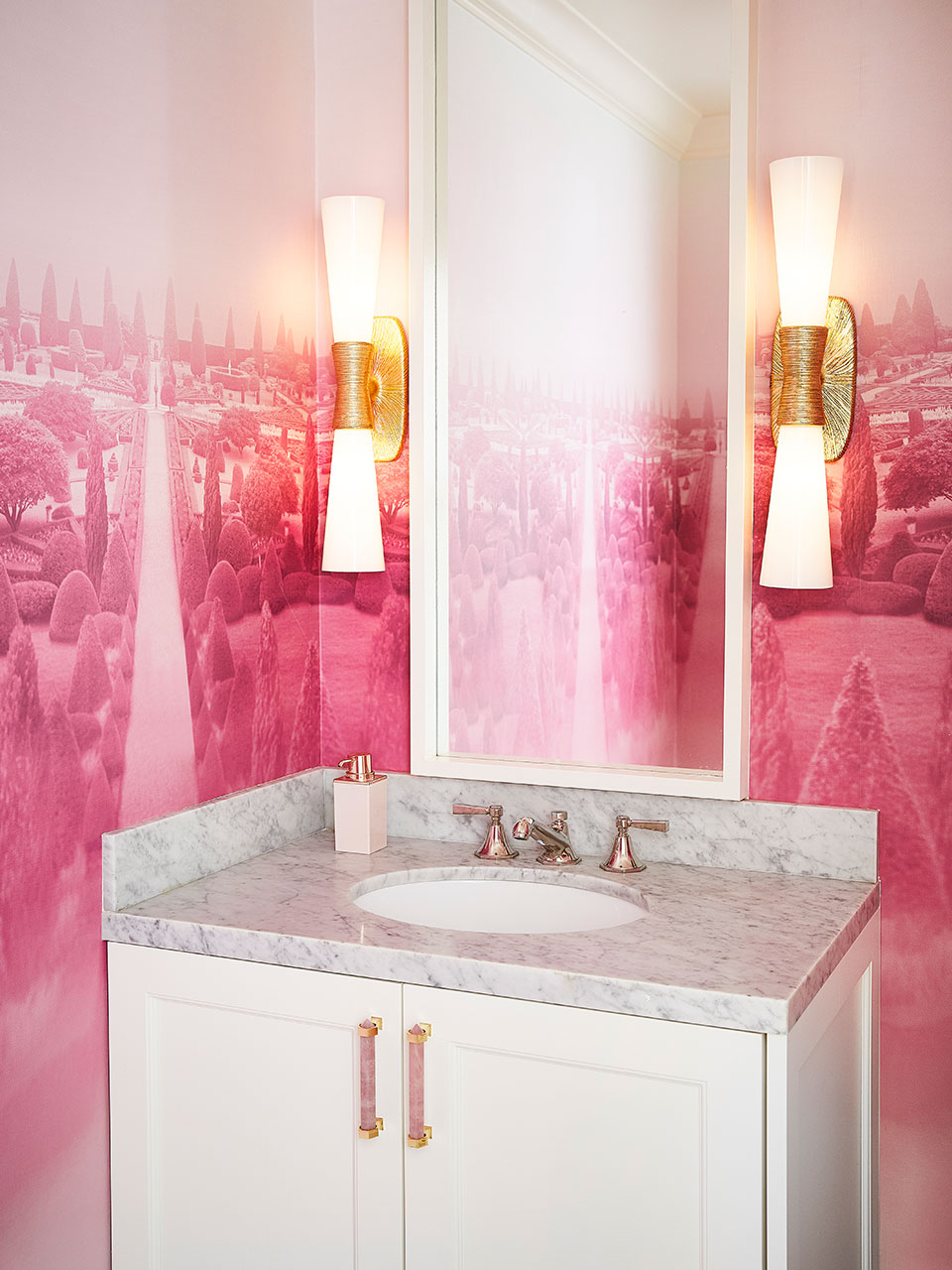 俄罗斯山二号（注：Russian Hill常见地名译法为俄罗斯山，但具体含义需结合上下文判断，这里将 II 理解为第二或二号之类顺序的表达） 丨Jeff Schlarb Design Studio-18