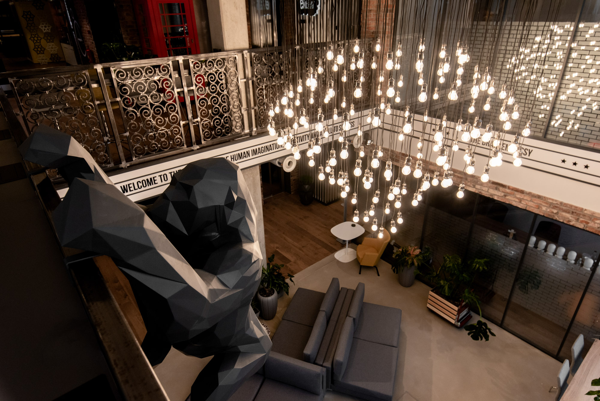 华沙中心地带的现代主义办公室设计丨波兰华沙丨mode:lina™-21