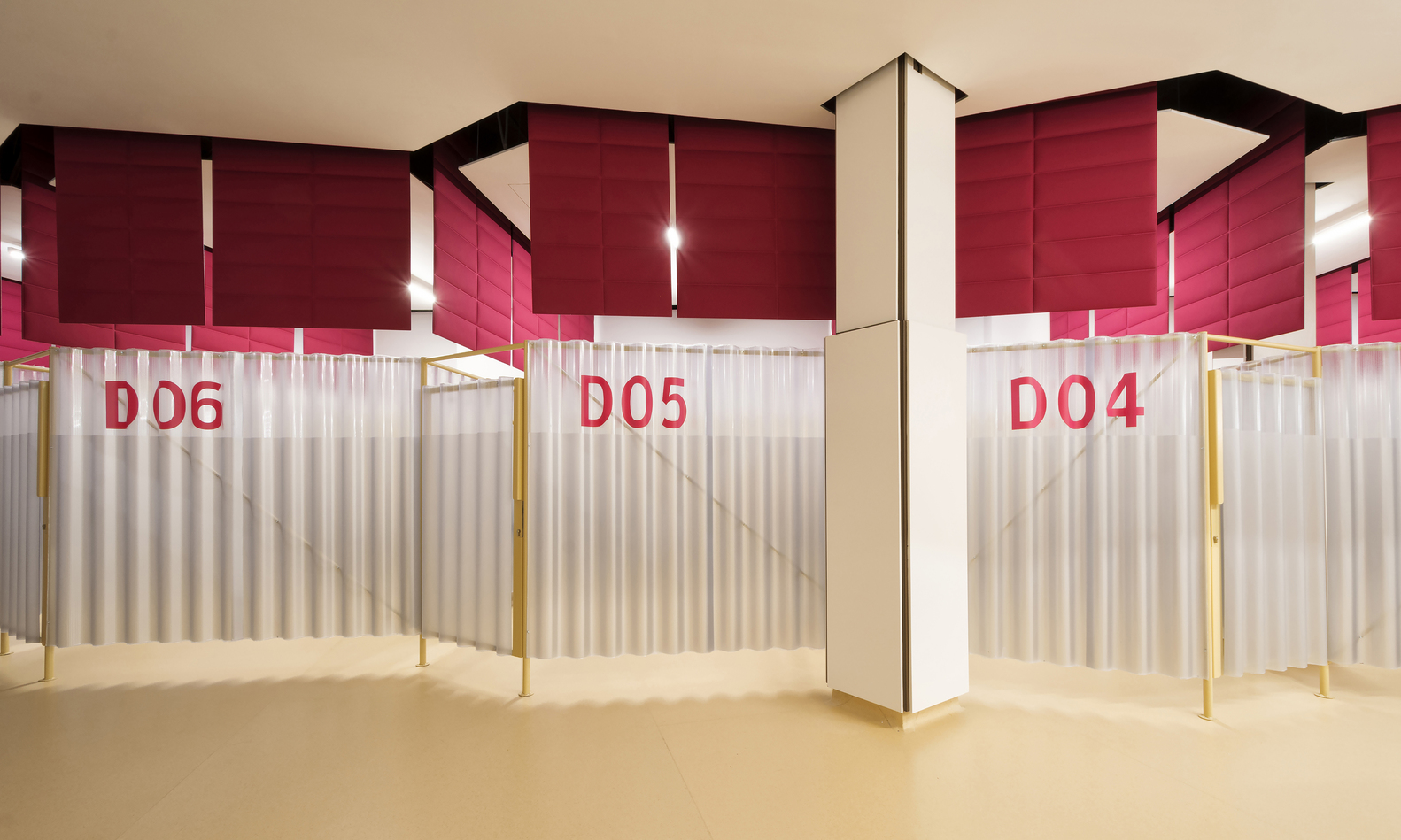 CEU San Pablo 大学多学科诊所 · 有机曲线与功能布局的融合-27