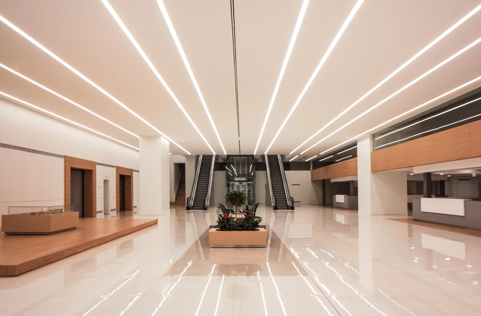 公司总部，雅典丨希腊雅典丨o25-16