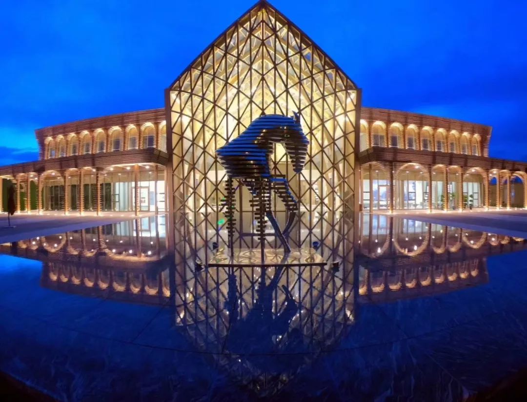 米修Works丨新疆万科翡翠天骄销售中心-16