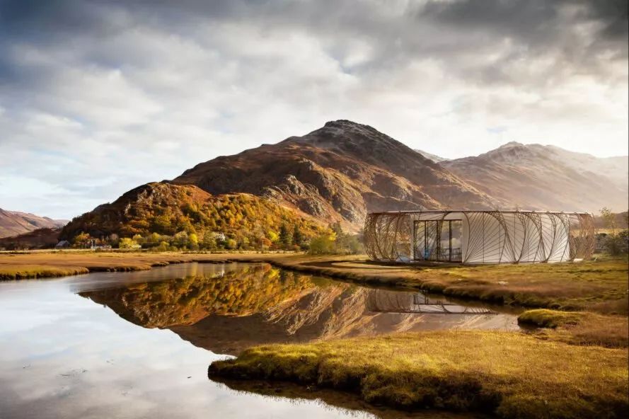 英国乳胶建筑公司设计的环保灯笼住宅-3