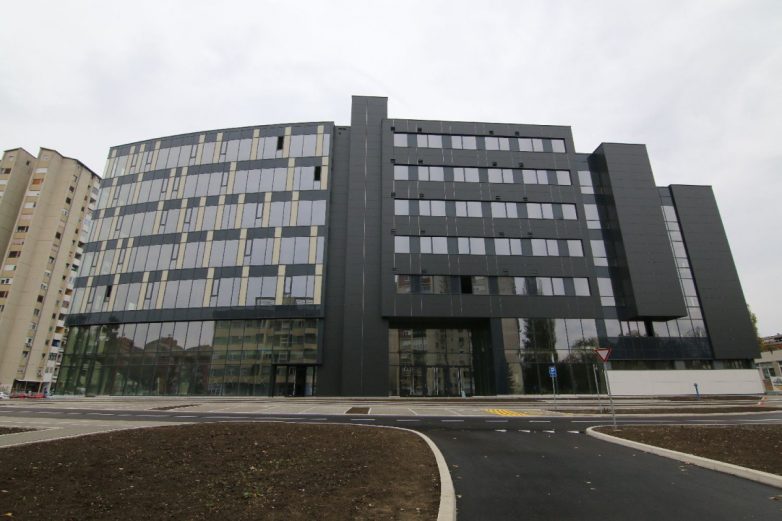 诺维萨德科技园区二期,1丨诺维萨德技术大学建筑与城市化系-37