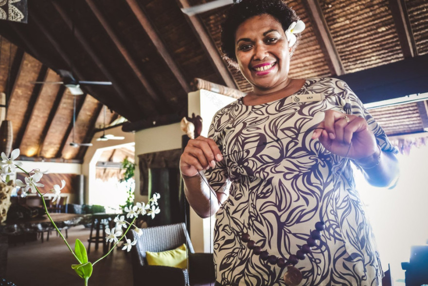 斐济五星级豪华度假酒店,现代斐济风格的海滨别墅-9