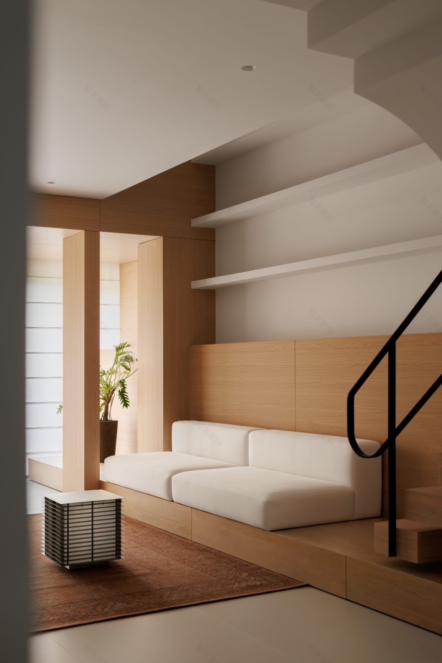 HURR赫设计丨复式的破界与重构:木质骨骼与简白画幕-15