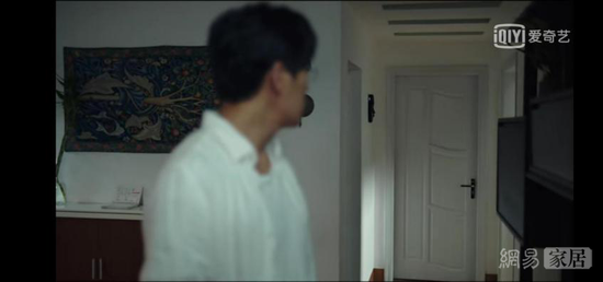 《隐秘的角落》家居设计解读,品味剧情背后的空间美学-16