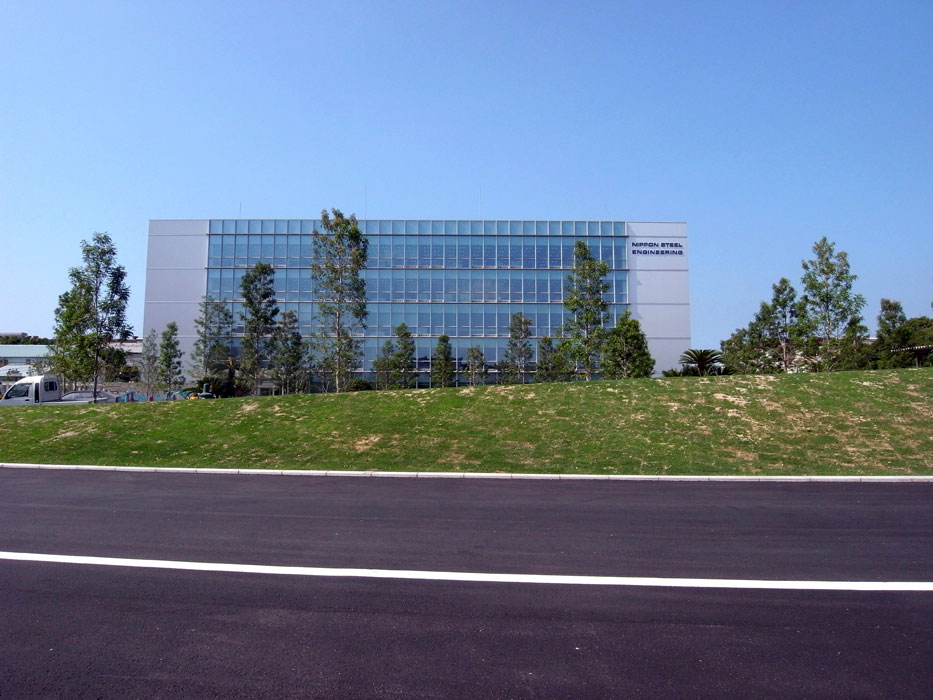 日本北九州科技中心绿意盎然的前院设计-24