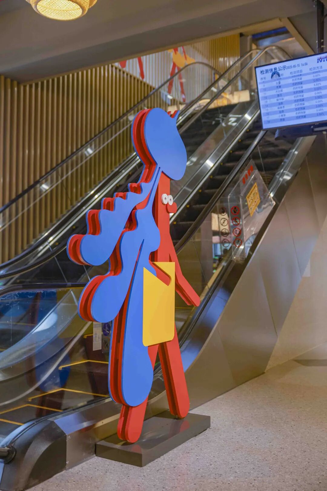 农贸市场设计案例｜菜场变身艺术生活场，“转塘南街菜市”如何重构市井空间？-71