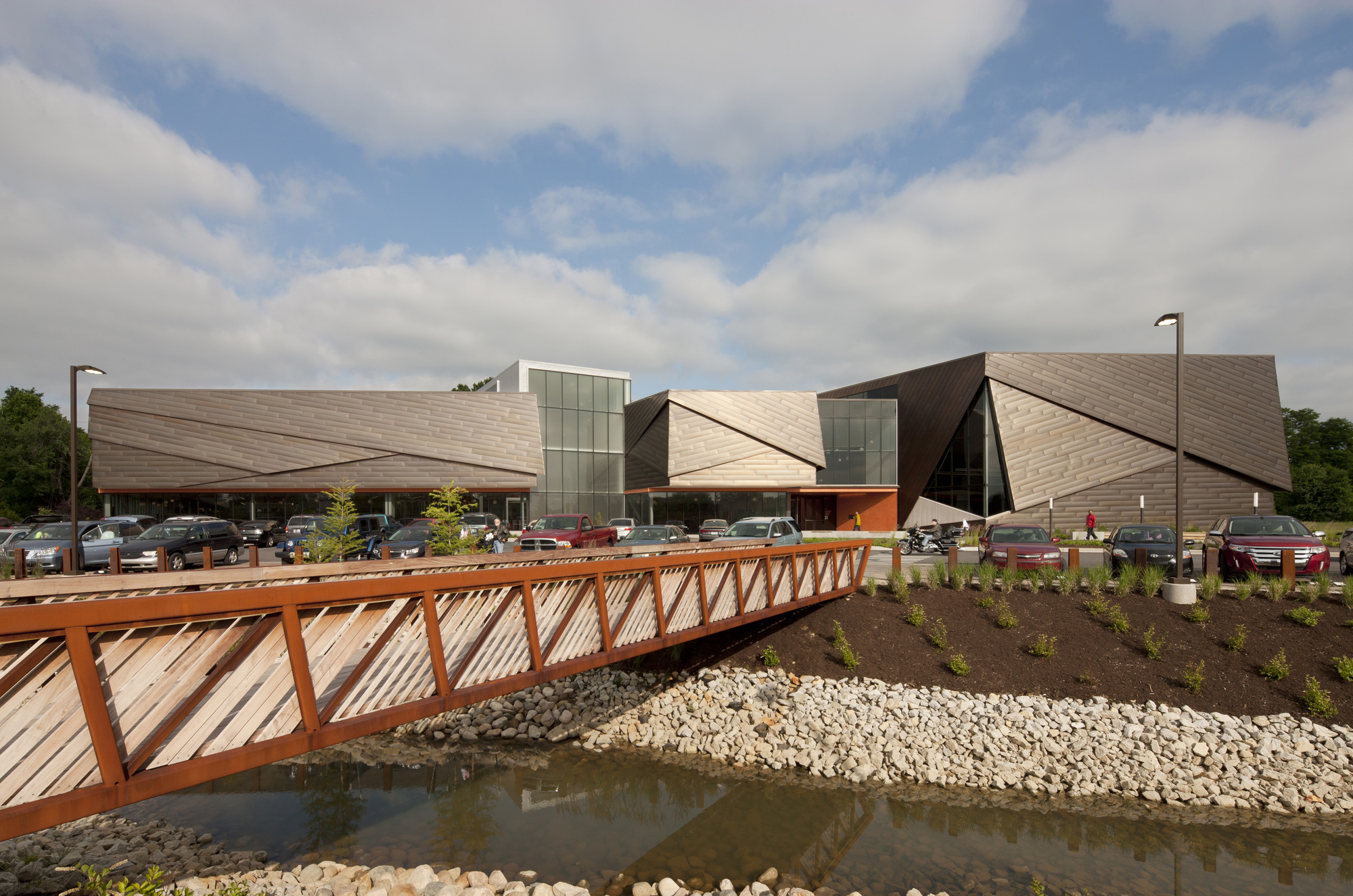 Louisville Free Public Library Southwest / JRA Architects + MSR-28
