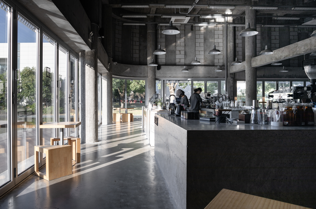 咖场 （Tension Roaster）丨中国苏州丨赵牧桓室内设计研究室,牧桓设计+灯光设计顾问-11
