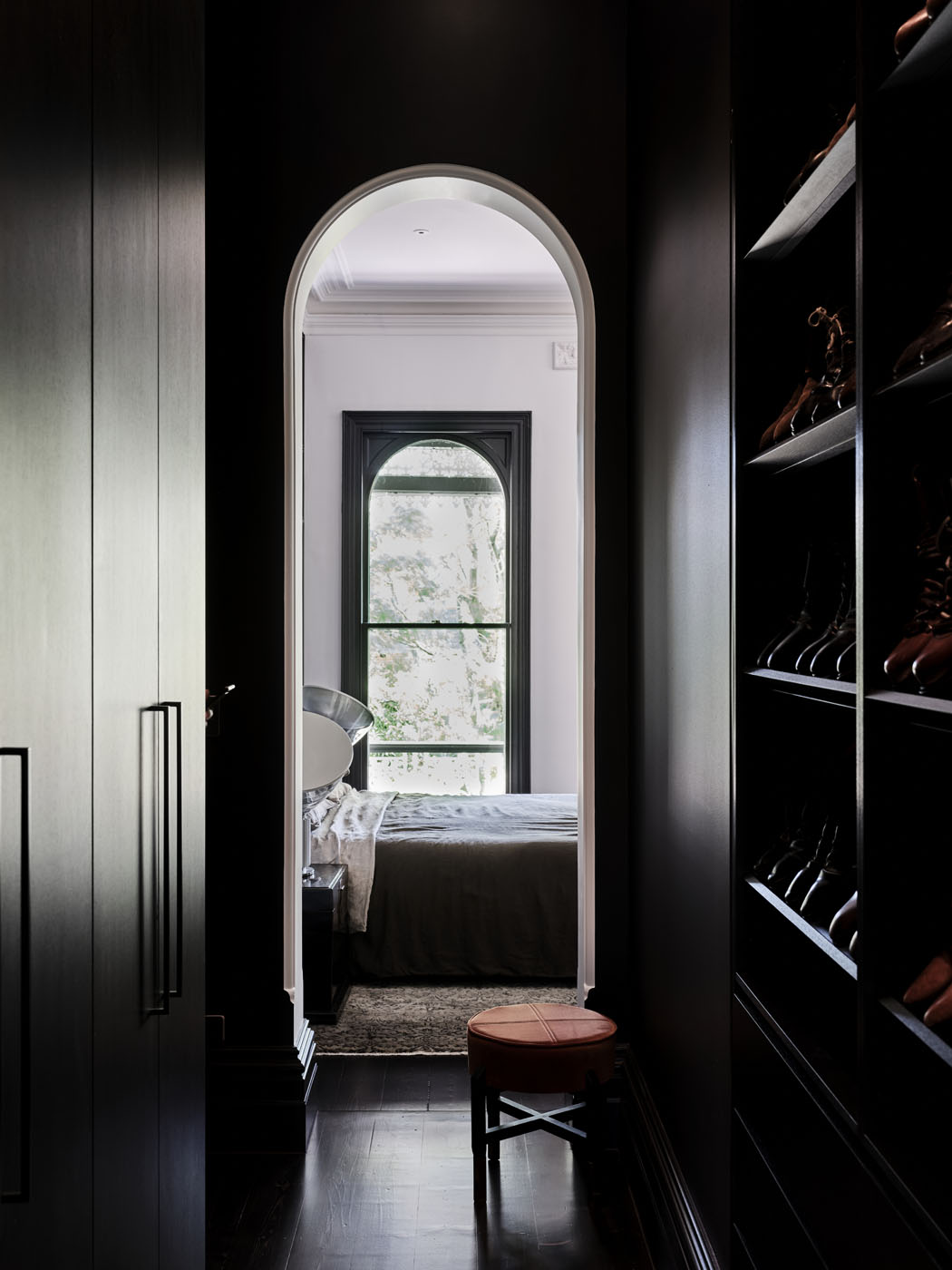 Red Door Project 的 Grey Residence-16