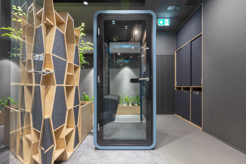 Anastasiya Gushchina丨银行丨Romanian Commercial Bank - The Bridge-8