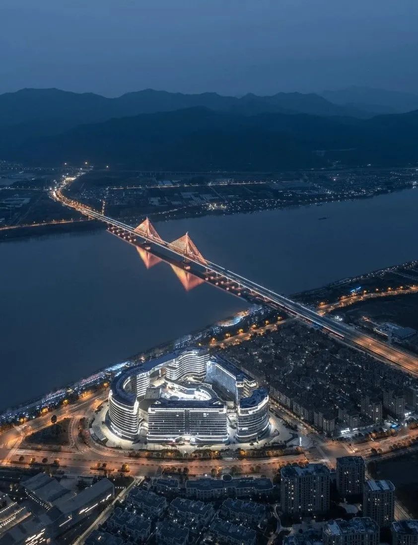 鹿山时代 · 山水意蕴的新城会客厅丨中国杭州丨goa大象设计-6