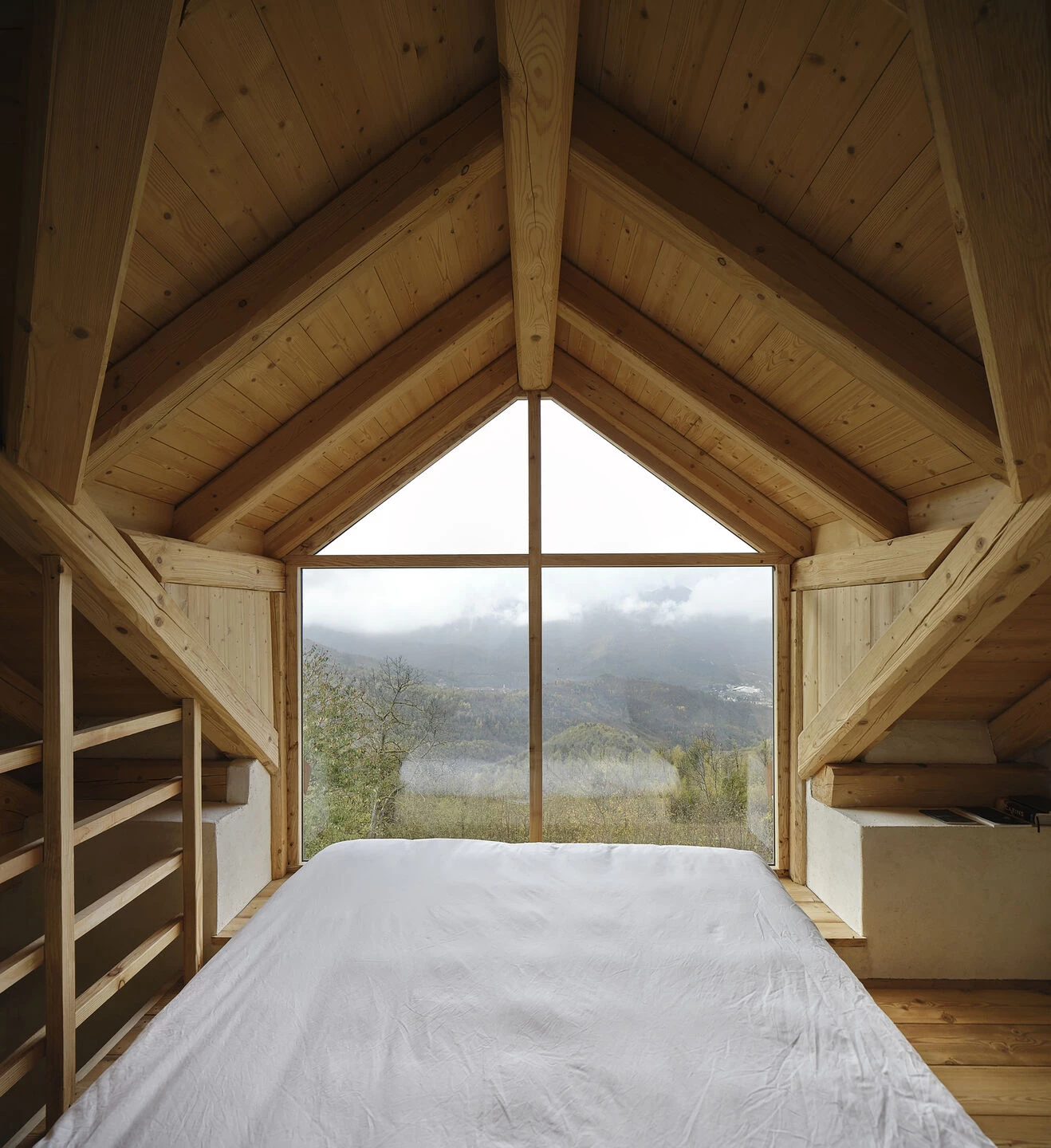 阁楼 以前的黑麦谷仓丨Studio Officina82-14