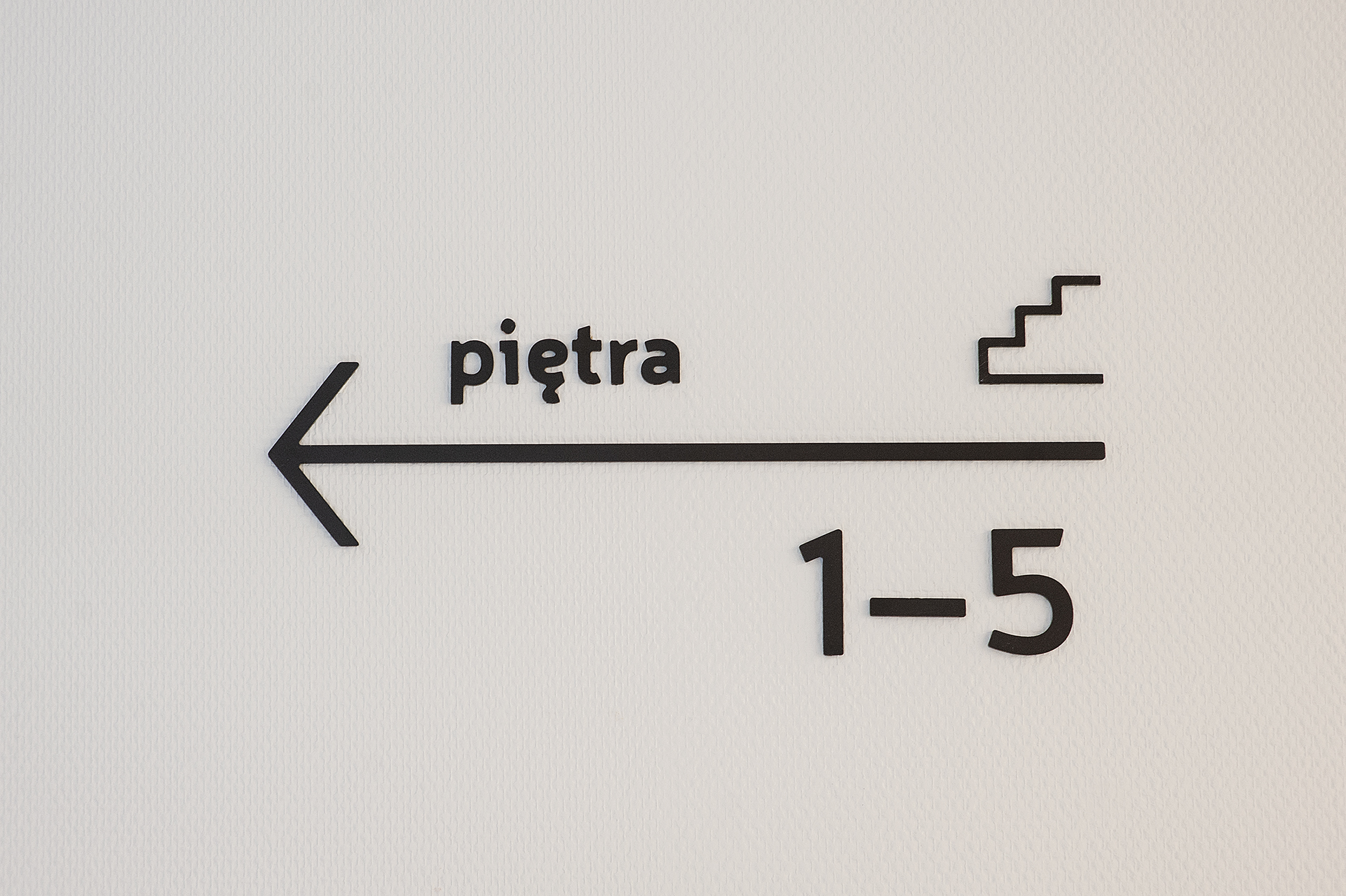 Rajska 8 和 Heweliusza 18 导向系统设计丨波兰格但斯克丨blank studio,wayfinding studio-17