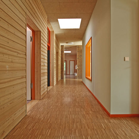 Forscherkindergarten Apfelbäumchen by Winkens Architekten | Dezeen-18