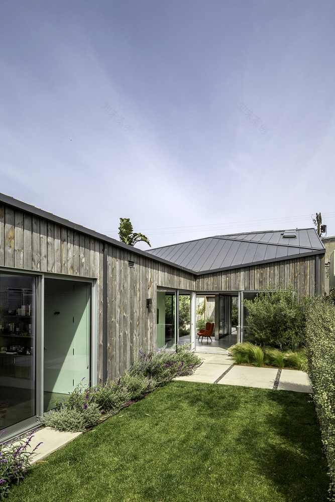 花双工复式 | 现代与乡村美学的和谐融合-37