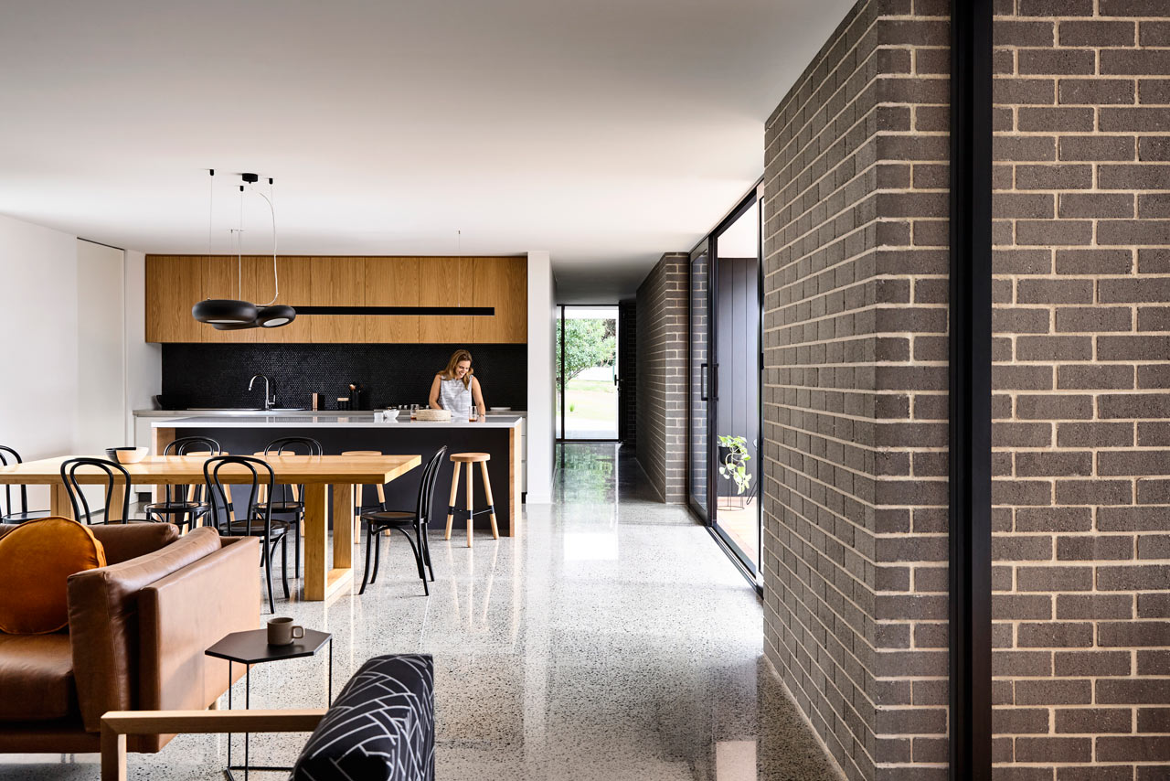 Park Orchards House by InForm-13