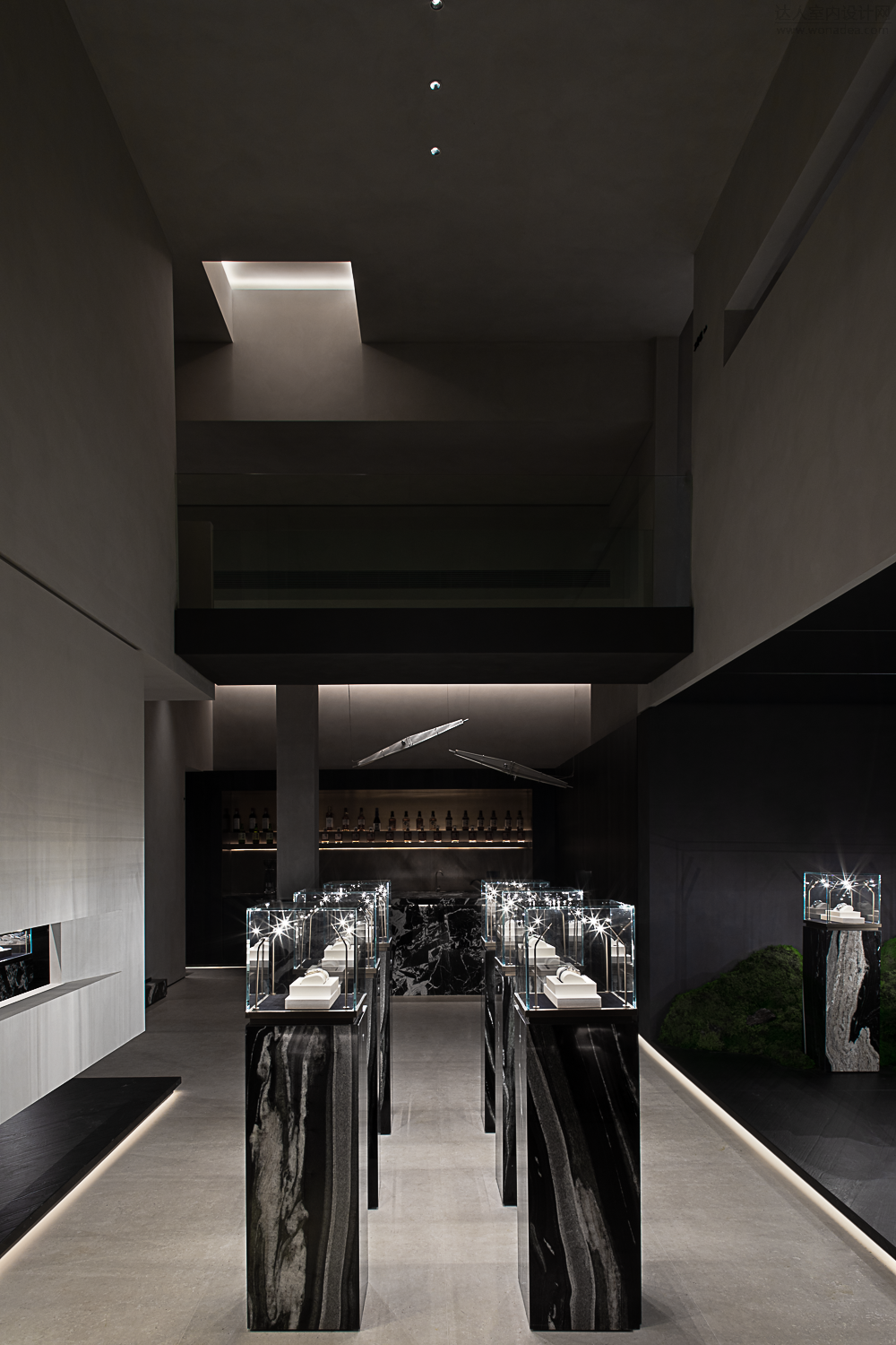 台州 165㎡奢侈品店丨中国台州丨观诺设计-18