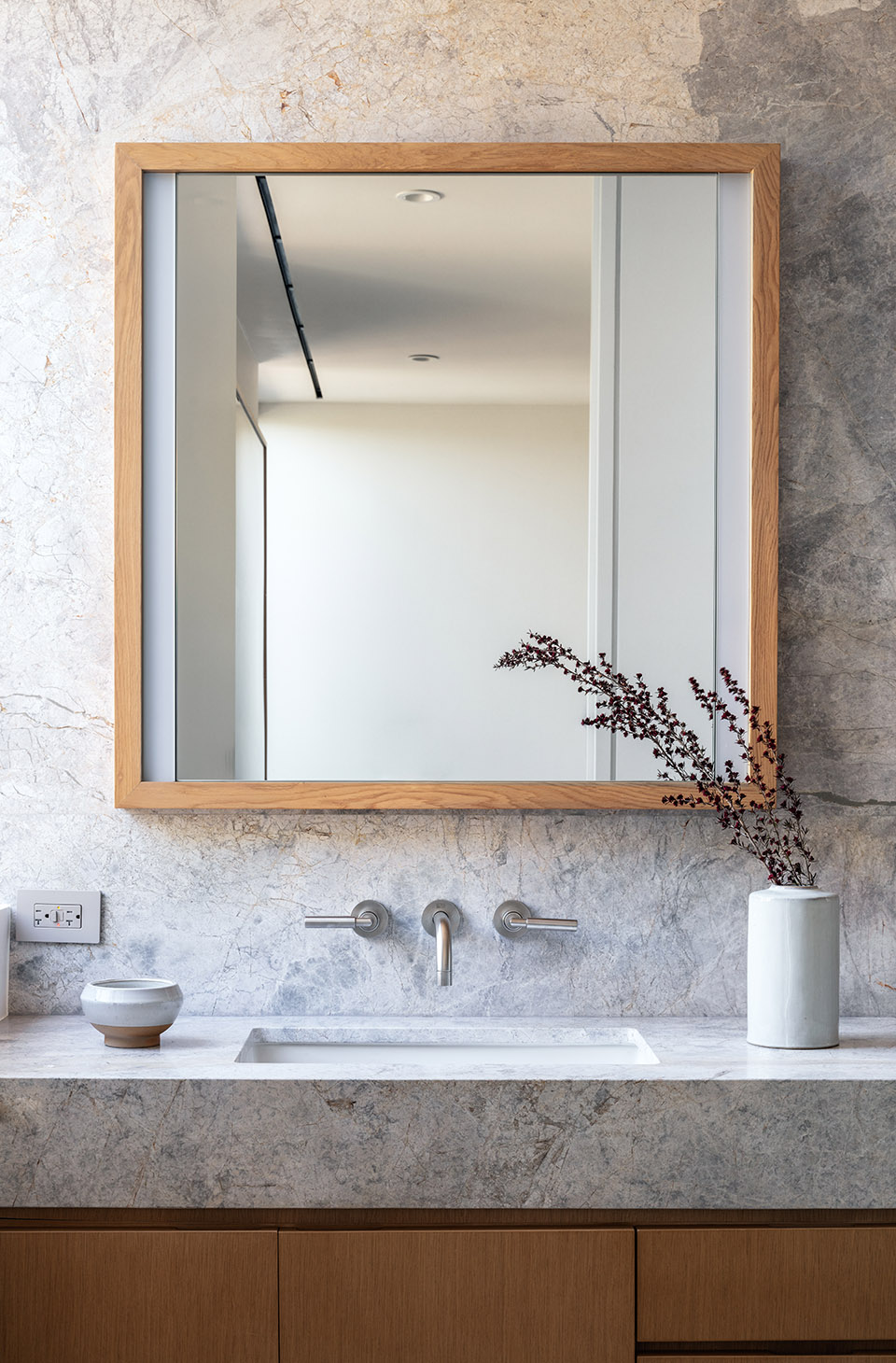 带有悬挑泳池的住宅，洛杉矶 / Standard Architecture-128