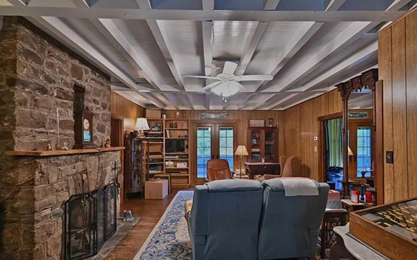 Luxury Rustic Airbnb Cabin Transformation-11