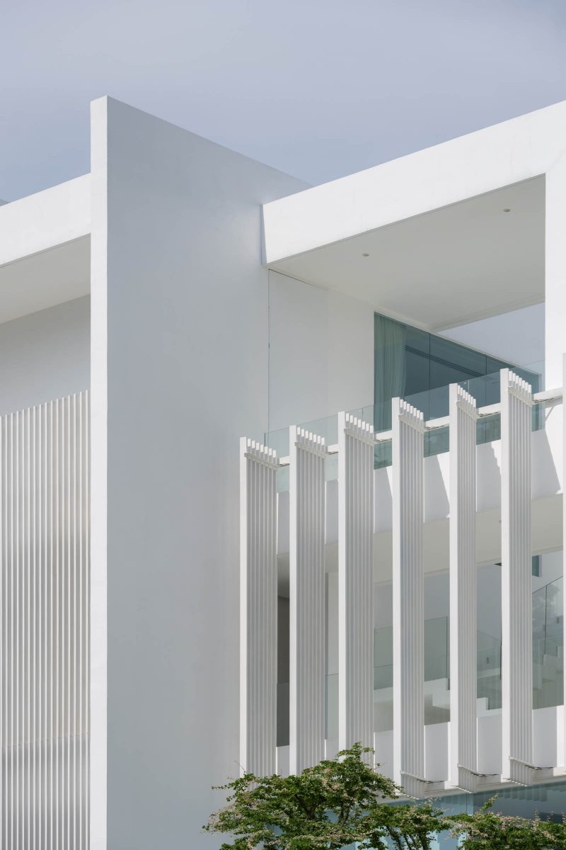 บ้านสีขาว โฮมสตูดิโอที่ผสานพื้นที่อยู่อาศัยในบ้านหลากฟังก์ชัน-18