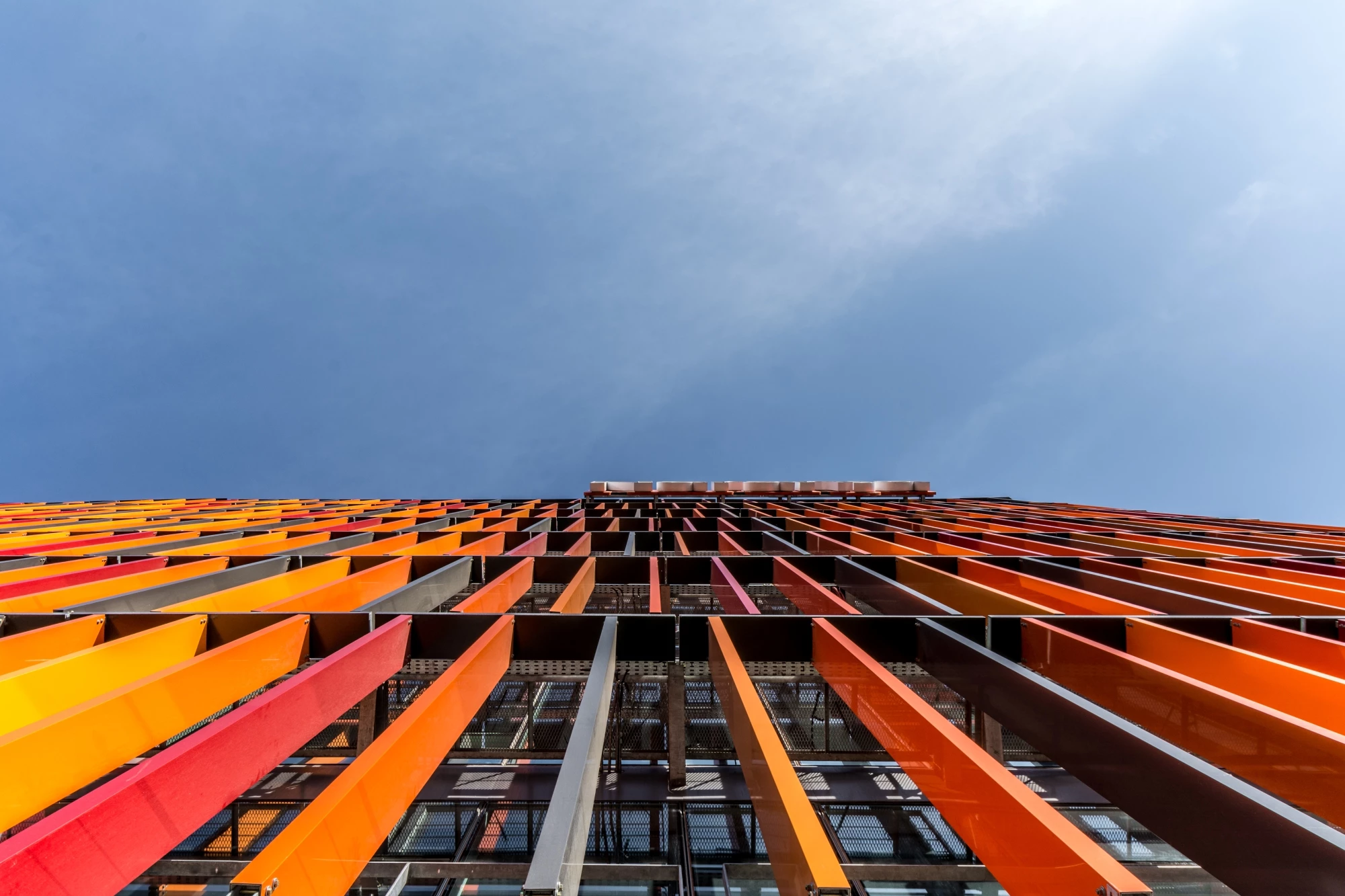 橙色大楼 · 创新,效率与愉悦的办公空间-35