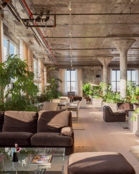 布鲁克林钢 mill 改造为水疗中心和艺术家工作室丨美国纽约丨Bench Architecture