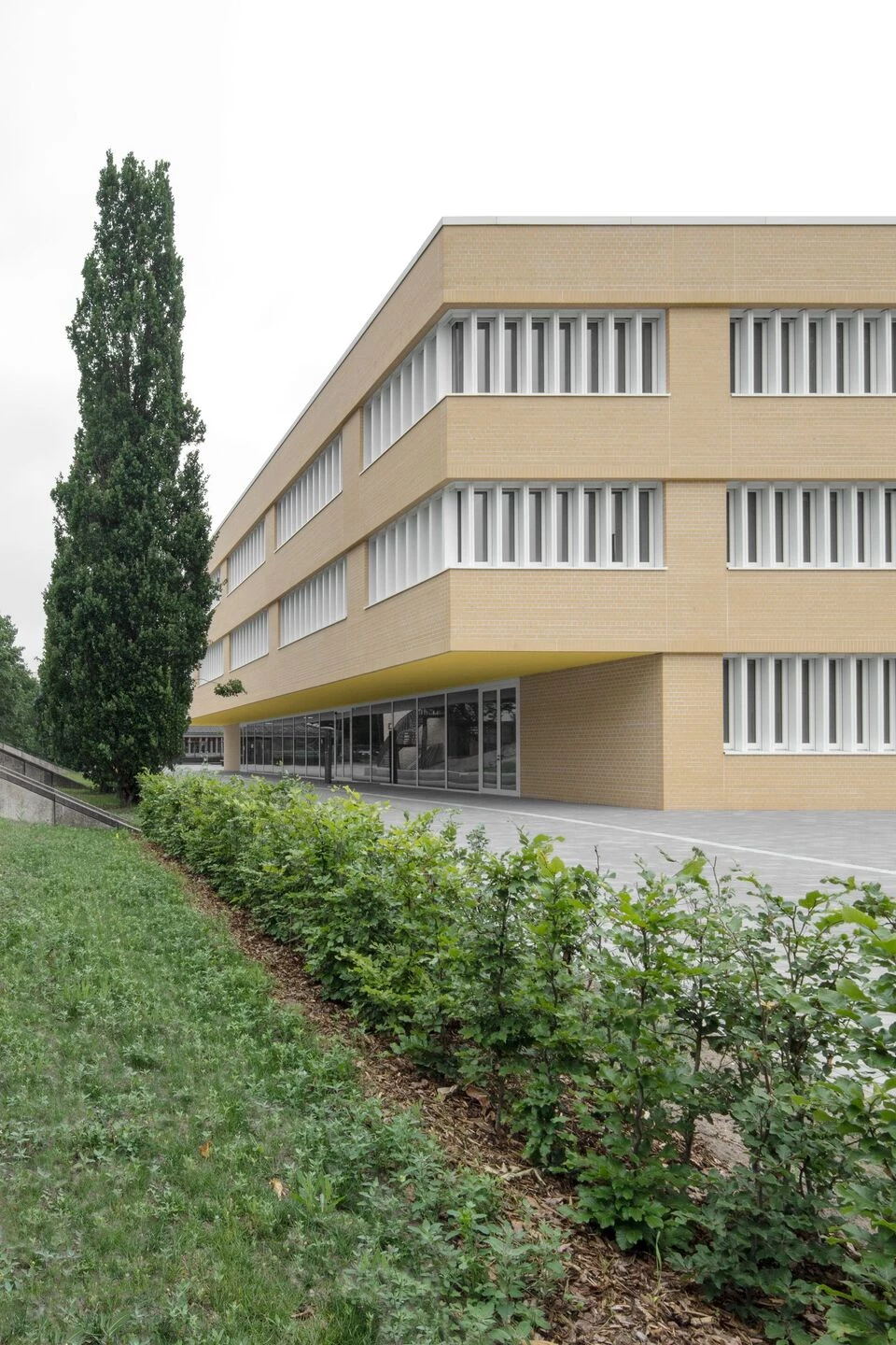 汉诺威应用科学与艺术大学新学生中心大楼丨德国汉诺威丨舒尔茨和舒尔茨建筑事务所-28