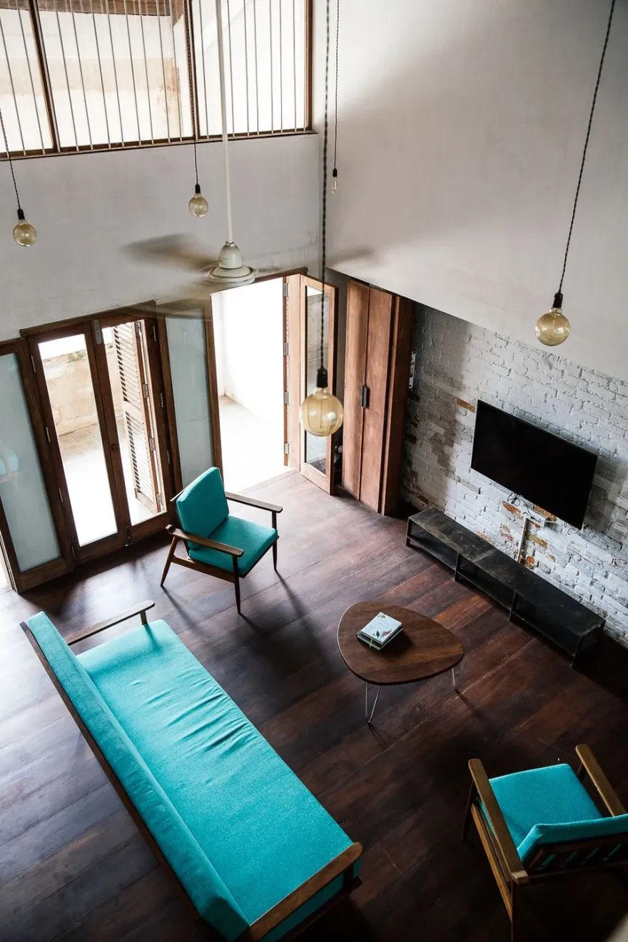 融合传统与当代的柬埔寨 Kampot 老店屋改造-20